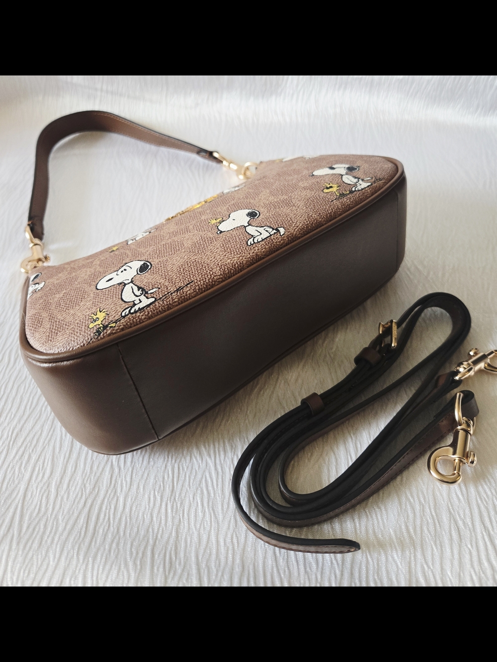 Coach Snoopy Signature Teri Handbag Shoulder Bag Purse - Picture 5 of 6